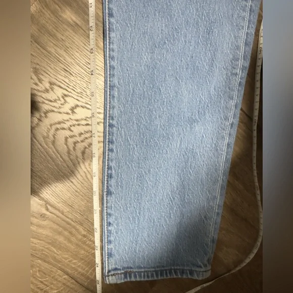 Levi's 501 Light Blue Button Fly Straight Leg Jeans - Picture 9 of 9